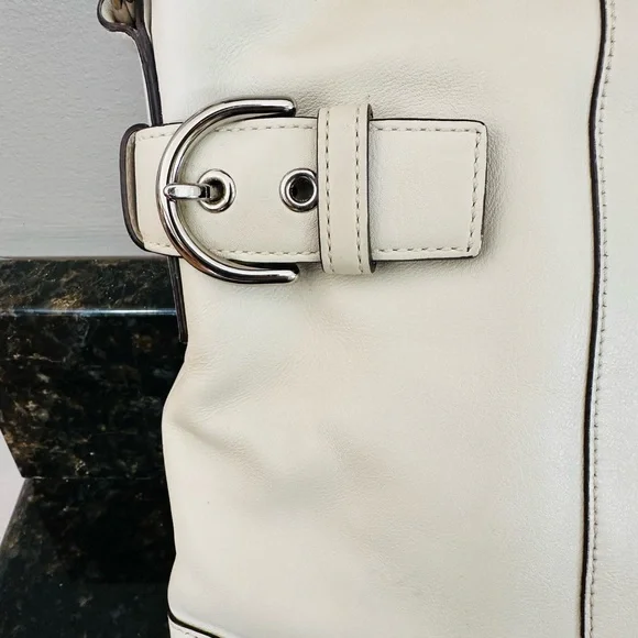 Coach Soho Slim Duffle Shoulder Bag - Picture 3 of 4